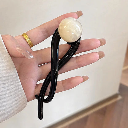 Grampo de cabelo elegante com torção – contas de acrílico e design de pérolas artificiais, acessório de cabelo feminino estiloso