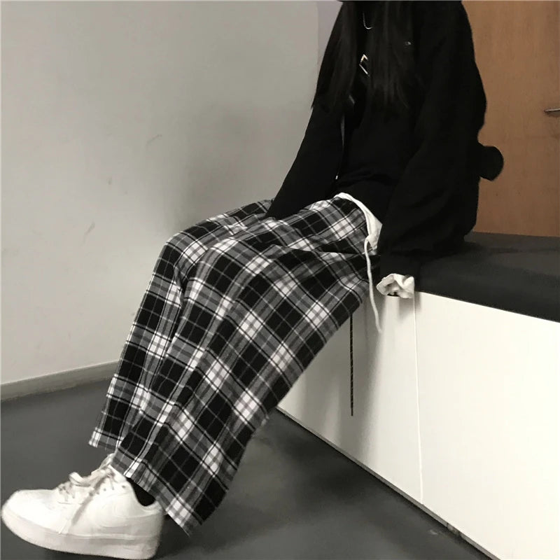 Unisex Oversized Black Plaid Elastic Waist Loose Pants